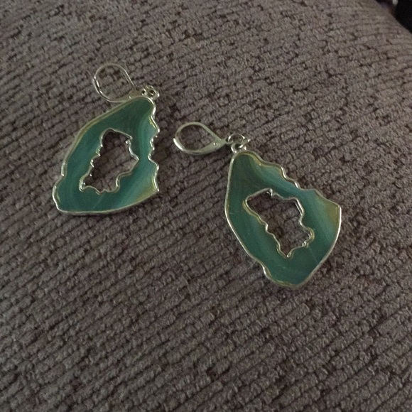 Earrings - Picture 1 of 7